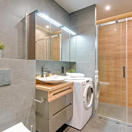 Aviator Blue 15 Γκντανσκ